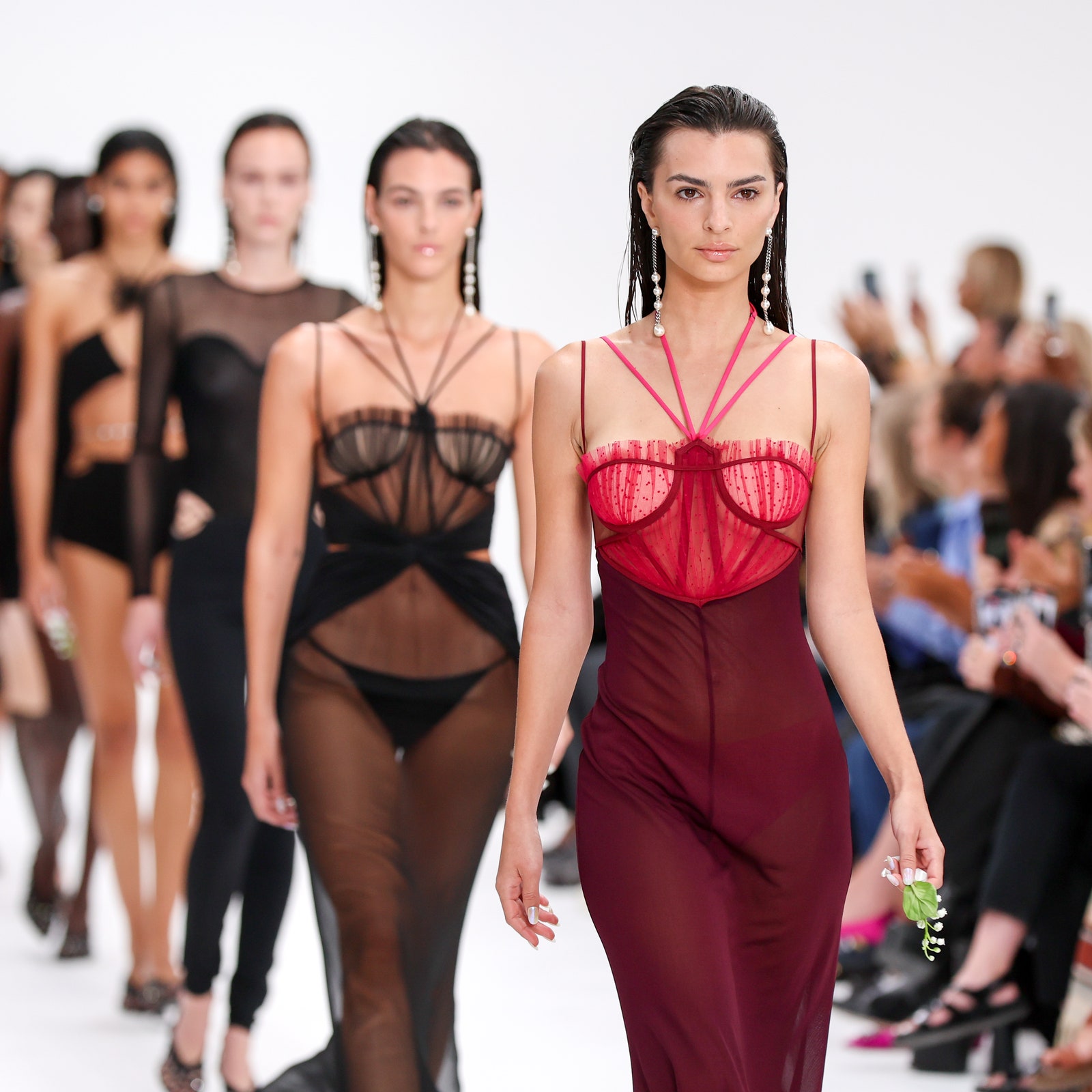 40 anni di London Fashion Week (anche) nella primavera estate 2025: tutte le novità e il calendario