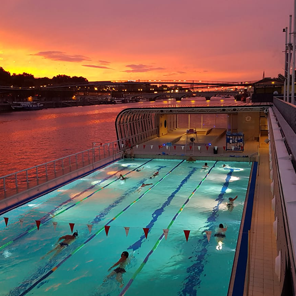 L'altra Parigi dello sport: boxe di notte, piscine galleggianti e skateshop anni '70. Ce la racconta Louis Vuitton in una City Guide pop e chic