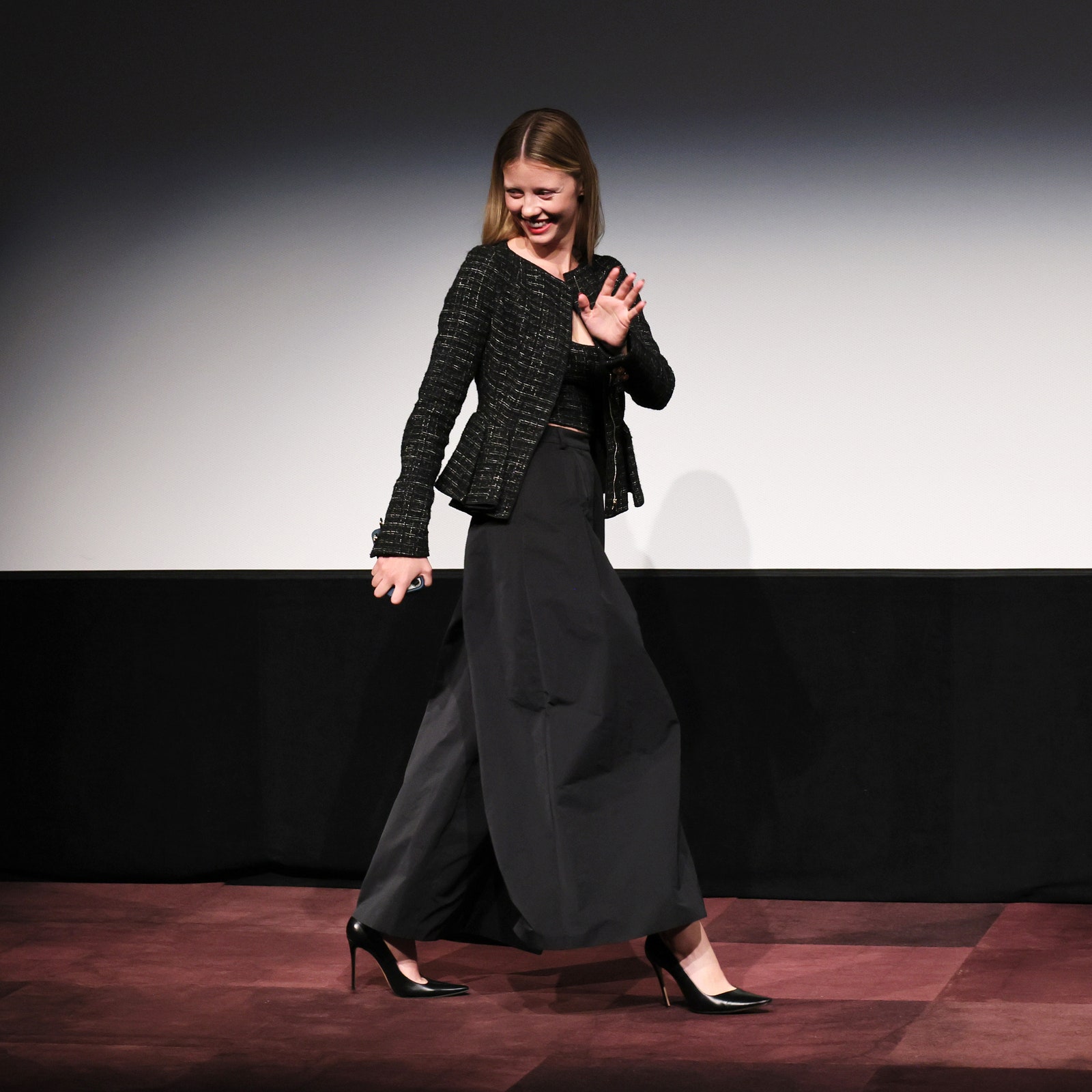 Guida allo stile di Mia Goth, la scream queen ora al cinema con MaXXXine