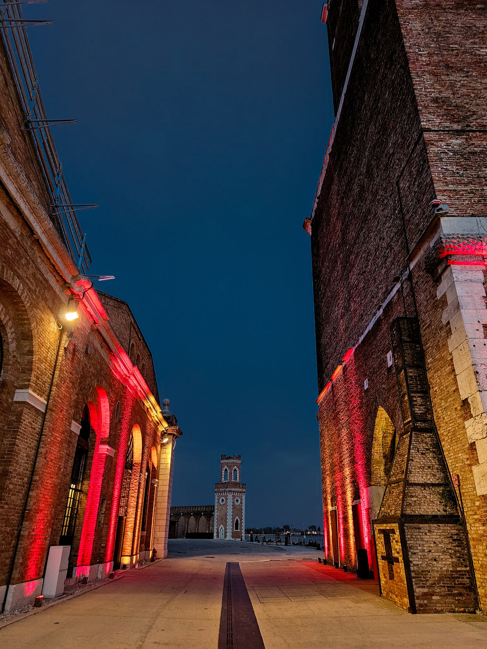 Veduta della cena allArsenale di Venezia  ph Francesco Floris