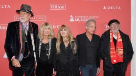 Fleetwood Mac at 2018 MusiCares Person Of The Year Honoring Fleetwood Mac - Arrivals