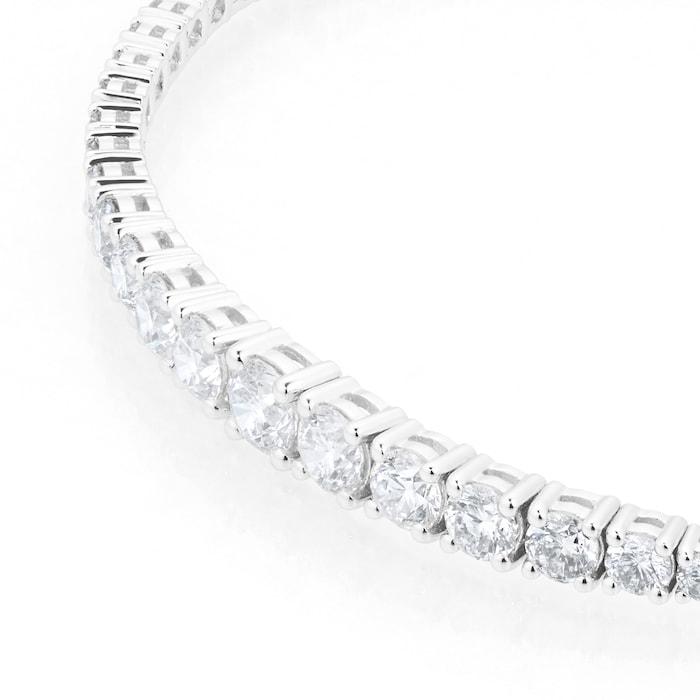 Goldsmiths 18ct White Gold 4cttw Graduated Diamond Line Bracelet