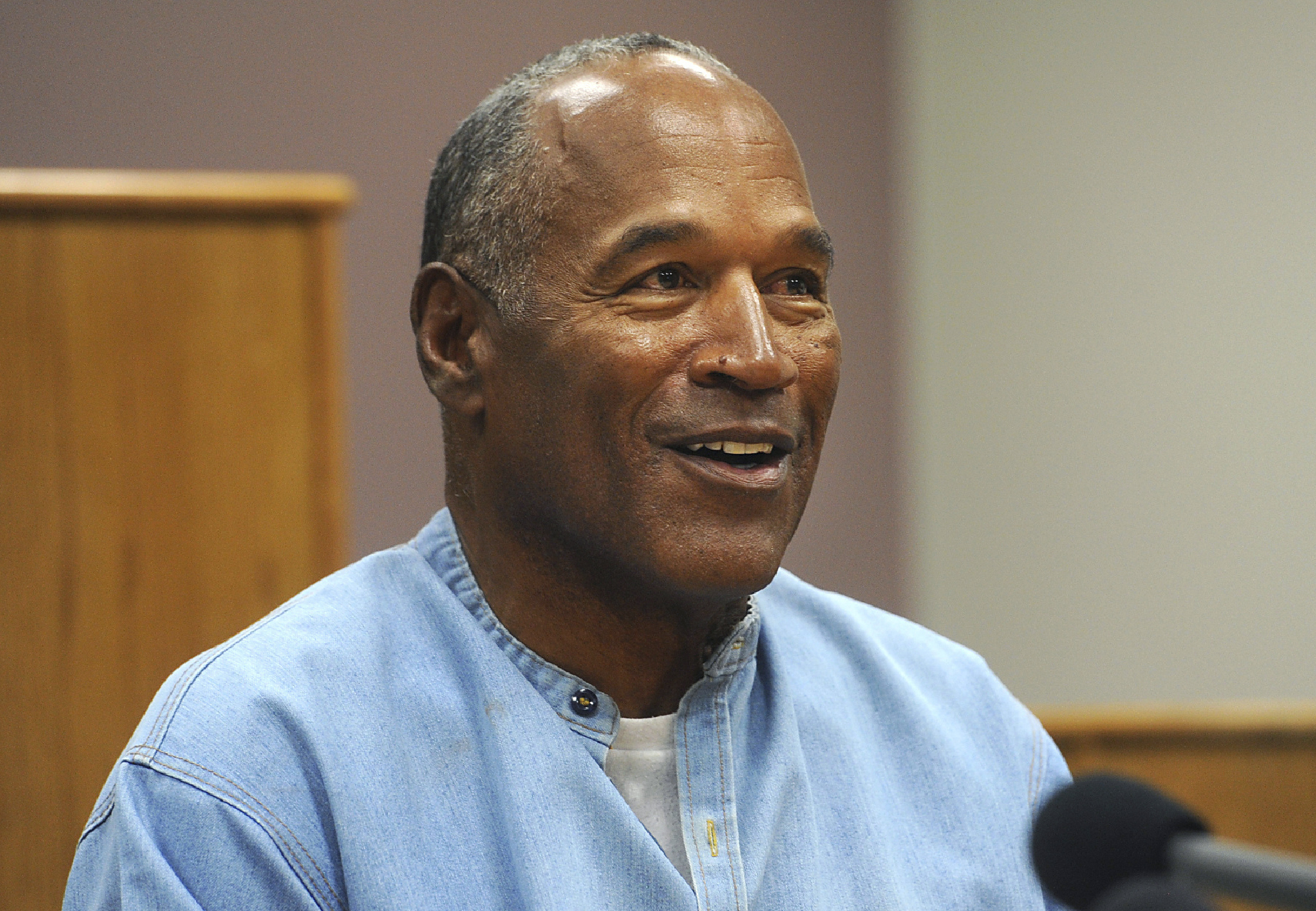 Former NFL football star O.J. Simpson appears via video for his parole hearing at the Lovelock Correctional Center in Lovelock, Nev. July 20, 2017. 