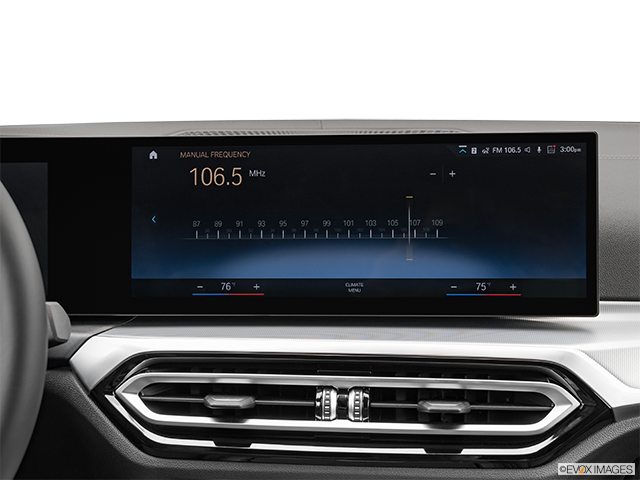 2025 BMW i4 | Closeup of radio head unit