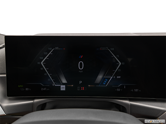 2025 BMW i4 | Speedometer/tachometer