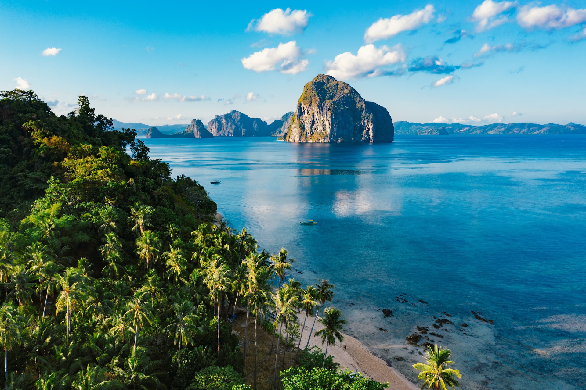 Spectacular landscape of El Nido in Philippines