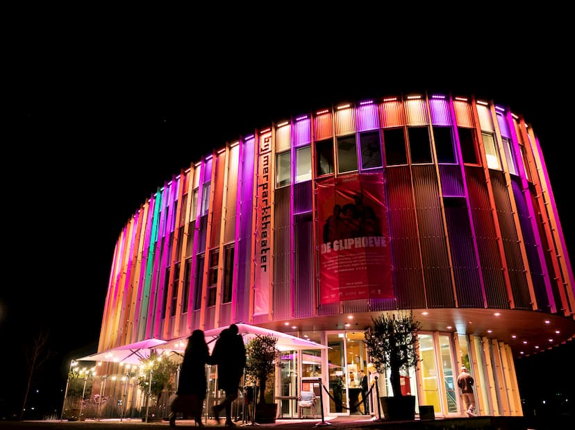 Bijlmer Parktheater (foto: Maarten Mooijman).