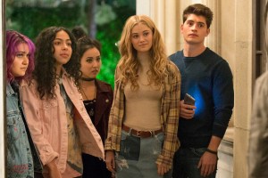 RUNAWAYS - "Reunion" - Episode 101 - A group of six Los Angeles teens, fractured by a tragic loss, reunite only to discover that their parents may be hiding a terrible secret that turns their world upside down. Gert Yorkes (Ariela Barer), from left, Molly Hernandez (Allegra Acosta), Nico Minoru (Lyrica Okano), Karolina Dean (Virginia Gardner) and Chase Stein (Gregg Sulkin), shown. (Photo by: Paul Sarkis/Hulu)