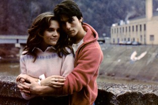 Lea Thompson and Tom Cruise in 'All the Right Moves'