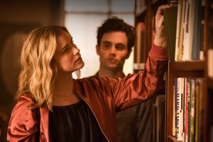Elizabeth lail and Penn badgley in You