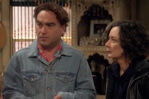 THE CONNERS - "Tangled Up in Blue" - David (Johnny Galecki), Darlene (Sara Gilbert)