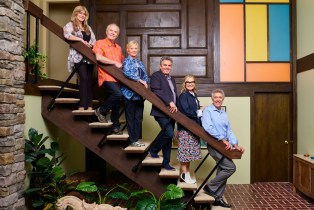 The original Brady Bunch siblings on the Brady Bunch house steps