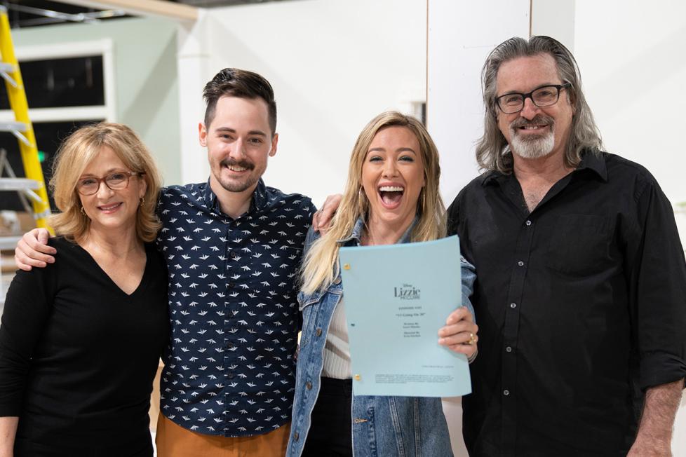 Hallie Todd, Jake Thomas, Hilary Duff, and Robert Carradine on Lizzie McGuire sequel set