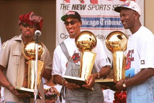 MJ, Scottie, Rodman celebrating