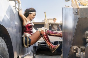 WONDER WOMAN 1984 HBO MAX REVIEW