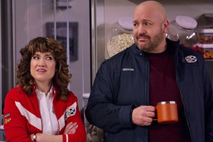 Kevin James and Sarah Stiles on The Crew