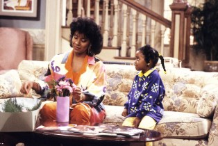 THE COSBY SHOW, from left: Phylicia Rashad, Keshia Knight Pulliam, 1984-1992. © NBC /Courtesy Everett Collection