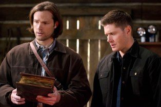SUPERNATURAL, (from left): Jared Padalecki, Jensen Ackles, 'Book of The Damned', (Season 10, ep. 1018, aired April 15, 2015). Photo: Diyah Pera / ©The CW / Courtesy: Everett Collection