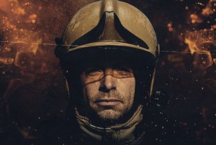 Under Fire Netflix Review