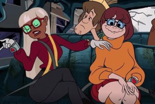 VELMA LESBIAN TRICK OR TREAT SCOOBY DOO