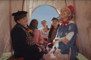 Molly Kearney, Ego Nwodim, Ana de Armas, Chloe Fineman and Heidi Gardner as American Dolls in a "Saturday Night Live" sketch