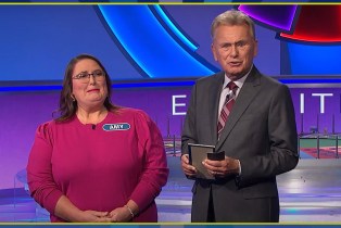 Amy Chumbley and Pat Sajak on 'Wheel of Fortune'