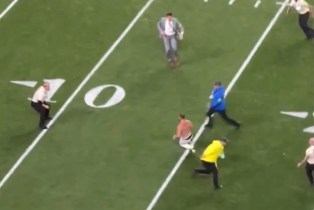 SUPER BOWL STREAKER