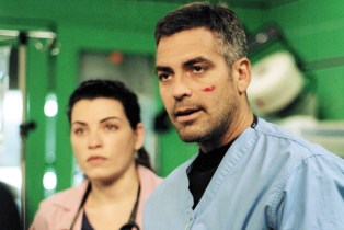 E.R., (from left): Julianna Margulies, George Clooney, 'The Storm, Part I', (Season 5, aired Feb. 11, 1999), 1994-2009. © NBC / Courtesy: Everett Collection