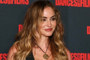 'The Sopranos' Drea de Matteo Claims She's A Hollywood "Outcast" By Not Voting For Biden: "They're Going To Take Me Out Into The Woods And Shoot Me"