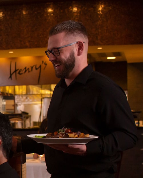 henrys-steakhouse-portrait