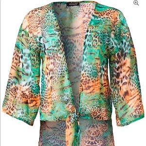 Venus Size S/M Tie Front Beach Shirt Never Worn!