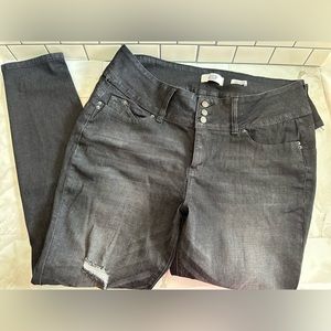 YMI "Wanna Betta Butt?" Plus Size Jeans - Mid Rise Size 16