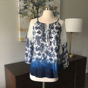 NWT Cato Blue/White Top