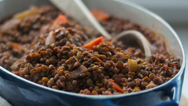 Lentils Stewed in Tomatoes and Red Wine recipe