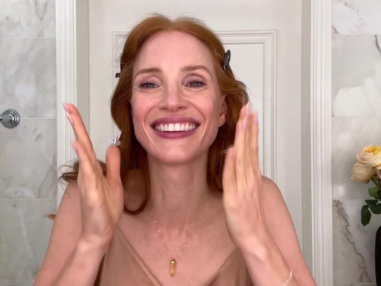 Jessica Chastain’s Guide to Dry Skin Care, Face Slapping and an Everyday Red Lip