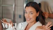 Irina Shayk si prepara per la sfilata di Giorgio Armani 