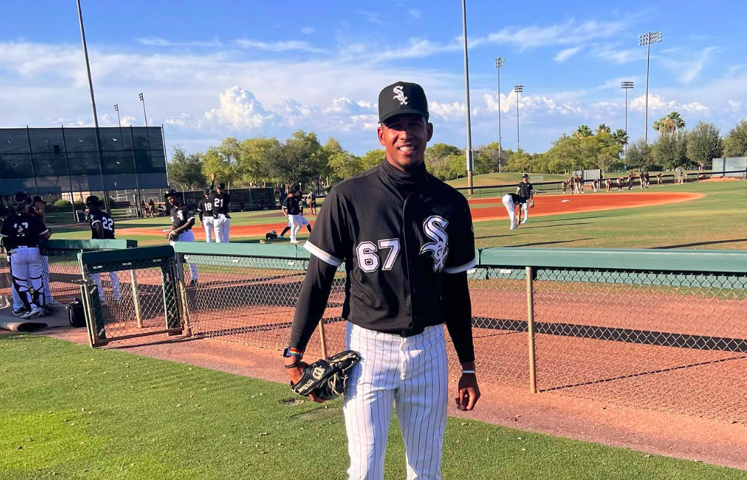 Young White Sox baseball star Anderson Comas comes out as gay