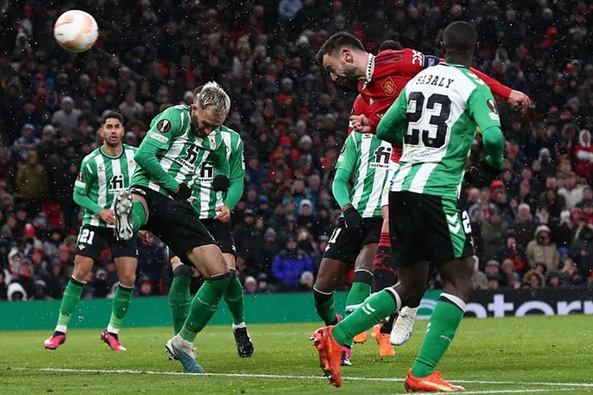 Bruno Fernandes heads in against Real Betis