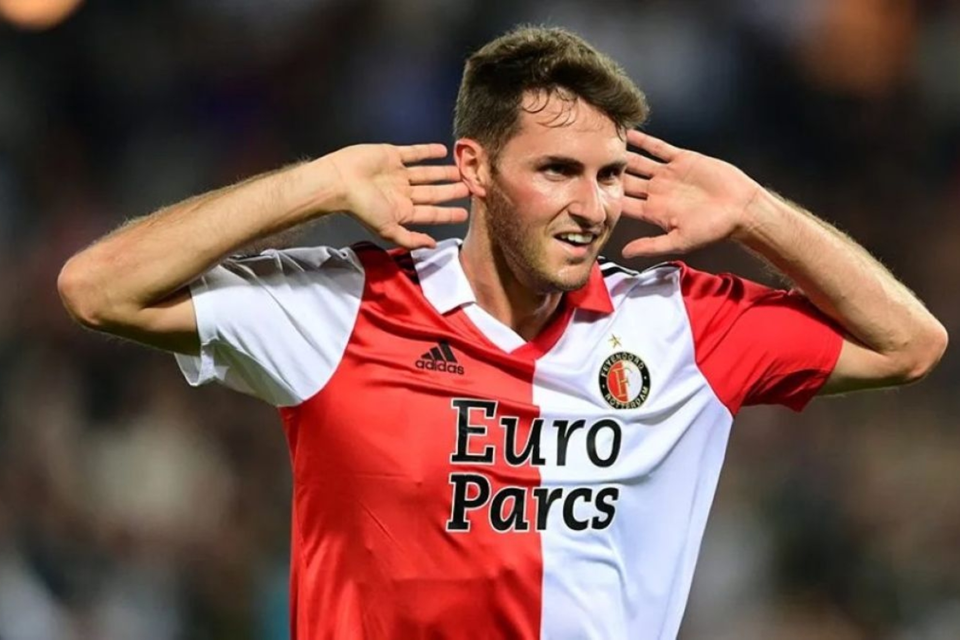 Feyenoords Santiago Gim�nez aims to lead his team to Europa League victory