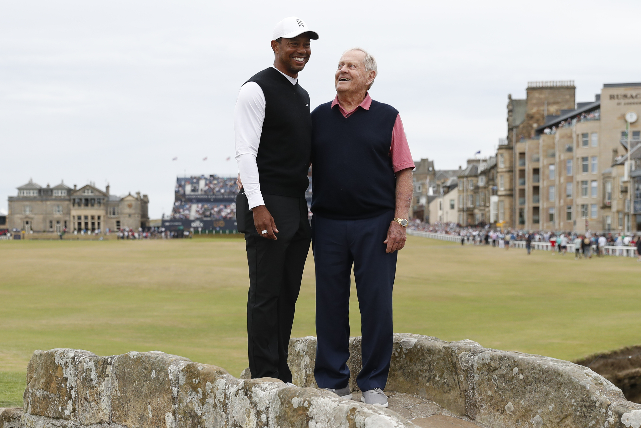 Woods with another golf man