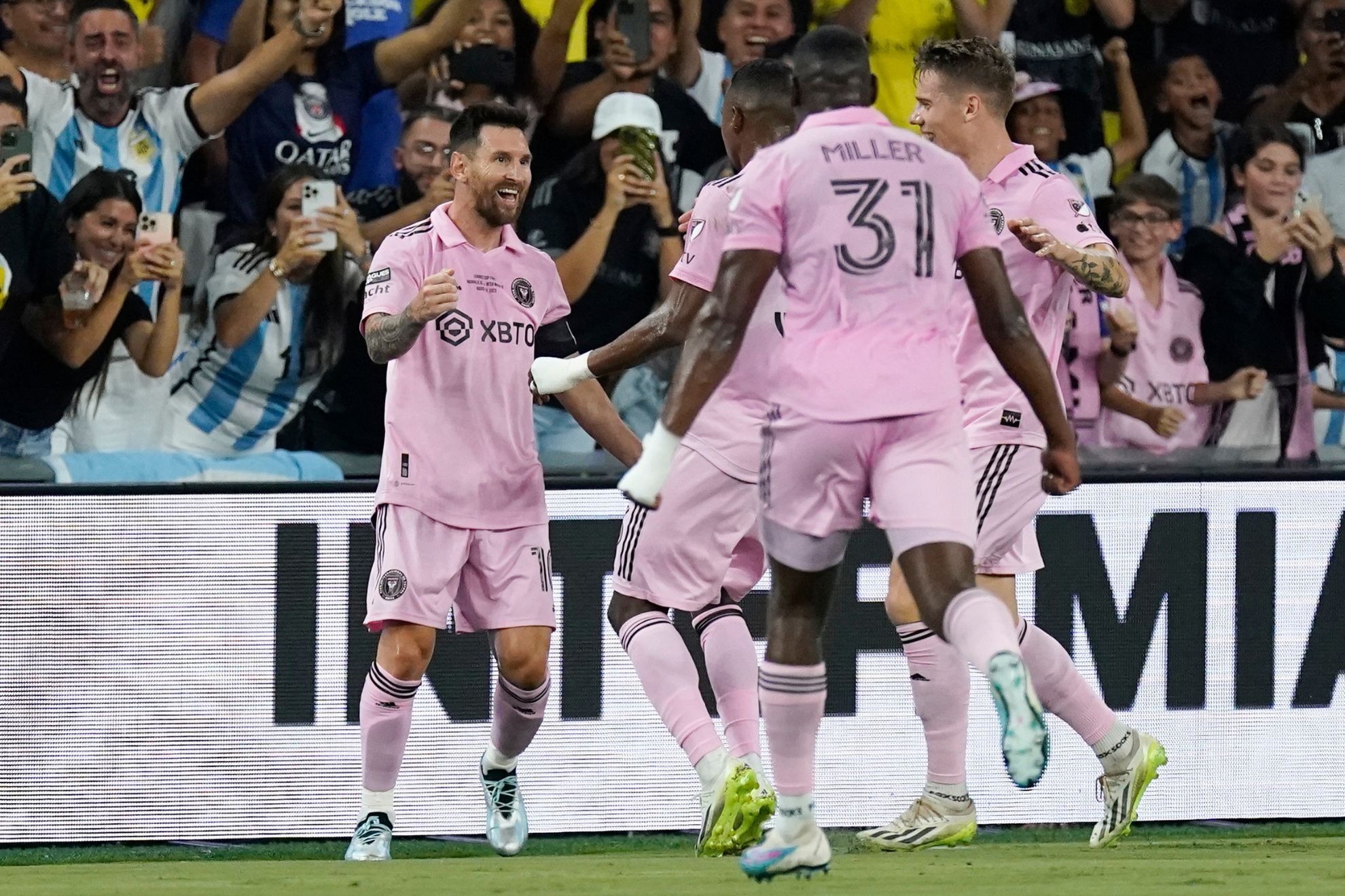 Lionel Messi celebrates his goal in the Leagues Cup final.