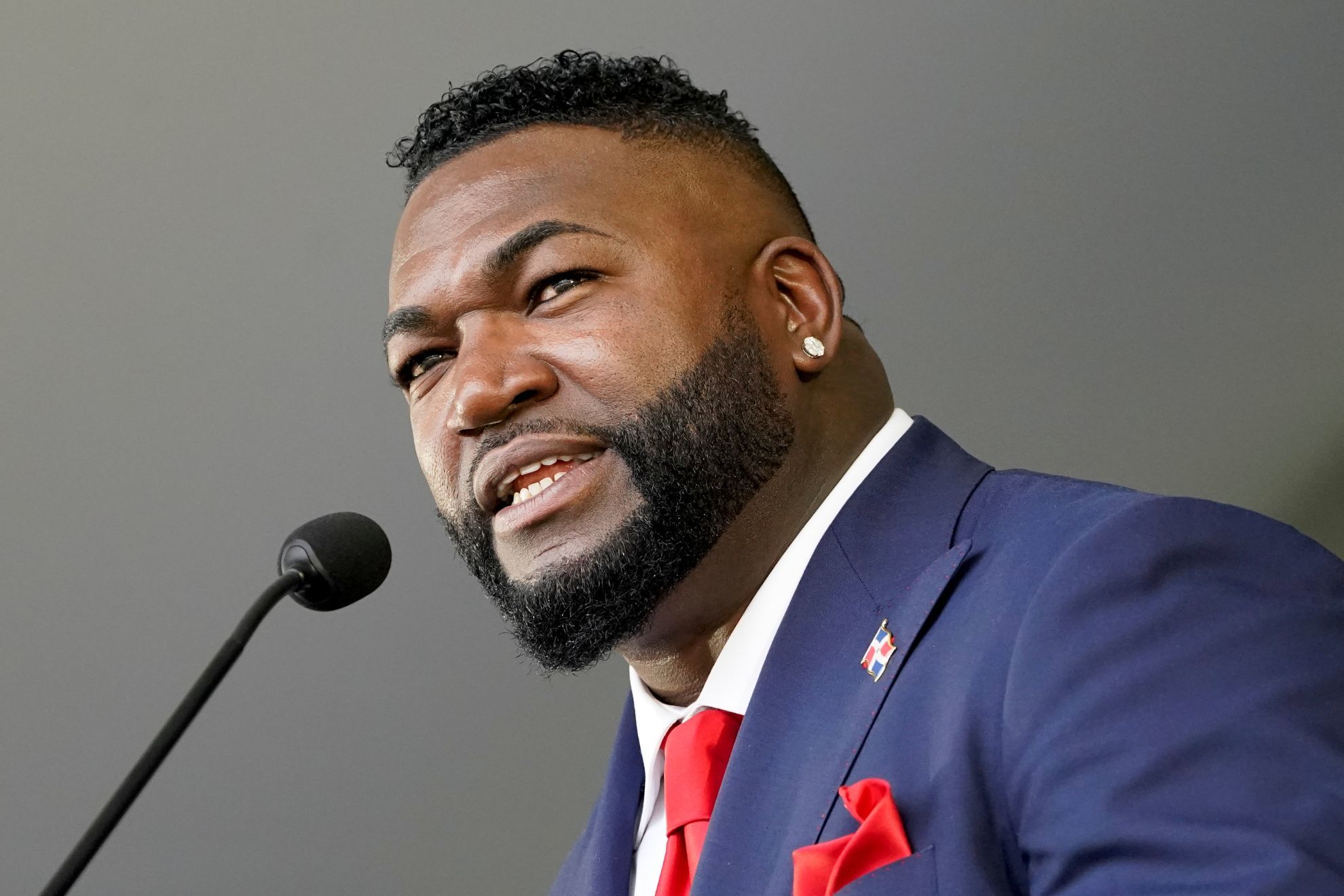 David Big Papi Ortiz reveals hackers are threatening to leak his phones contents