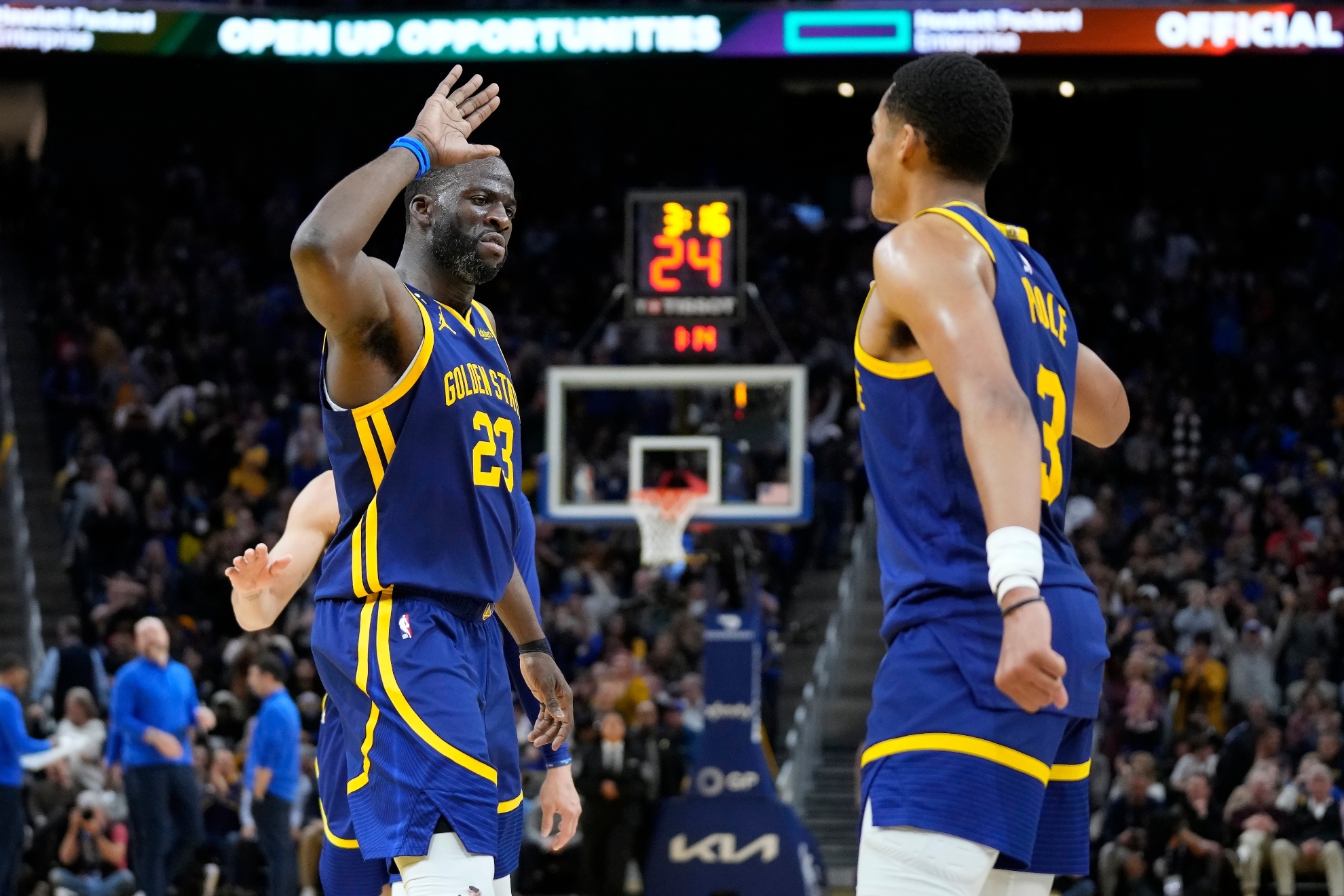 Draymond Green celebrates with Jordan Poole