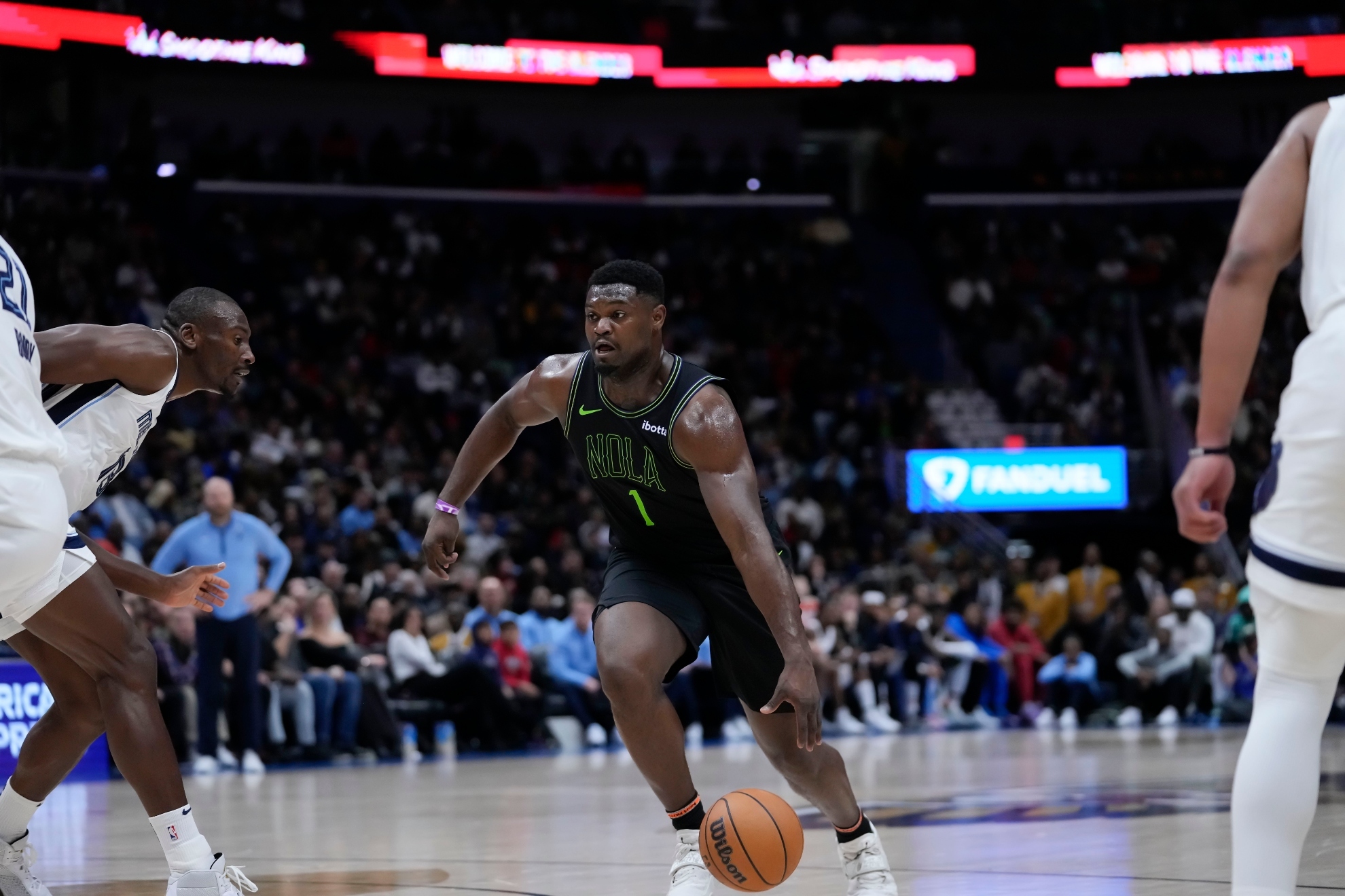 Zion Williamson playing against the Memphis Grizzlies