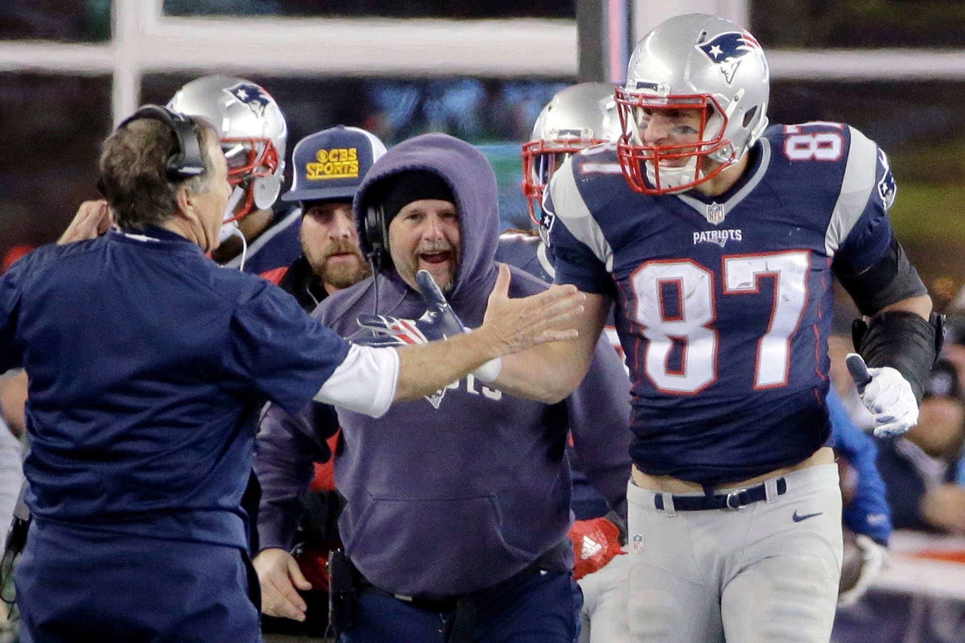 Rob Gronkowski celebrates with coach Bill Belichick