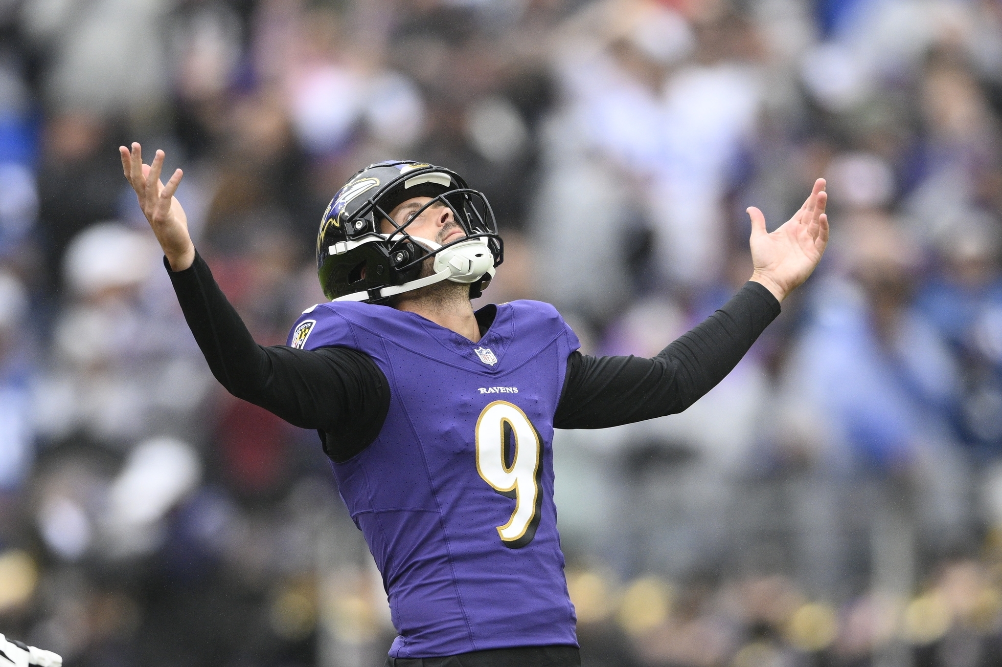 Justin Tucker shines as NFLs top kicker while Harrison Butker faces controversy