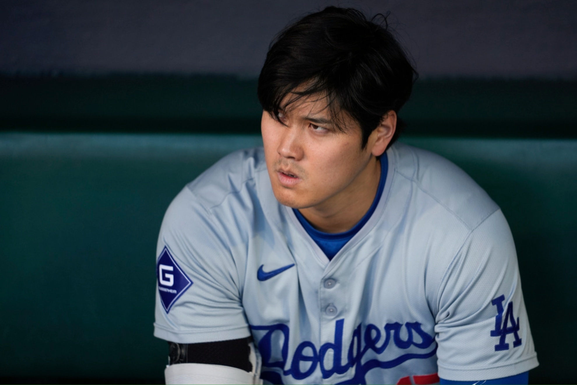 Shohei Ohtani narrowly escaped a heavy hit in the game against the White Sox.