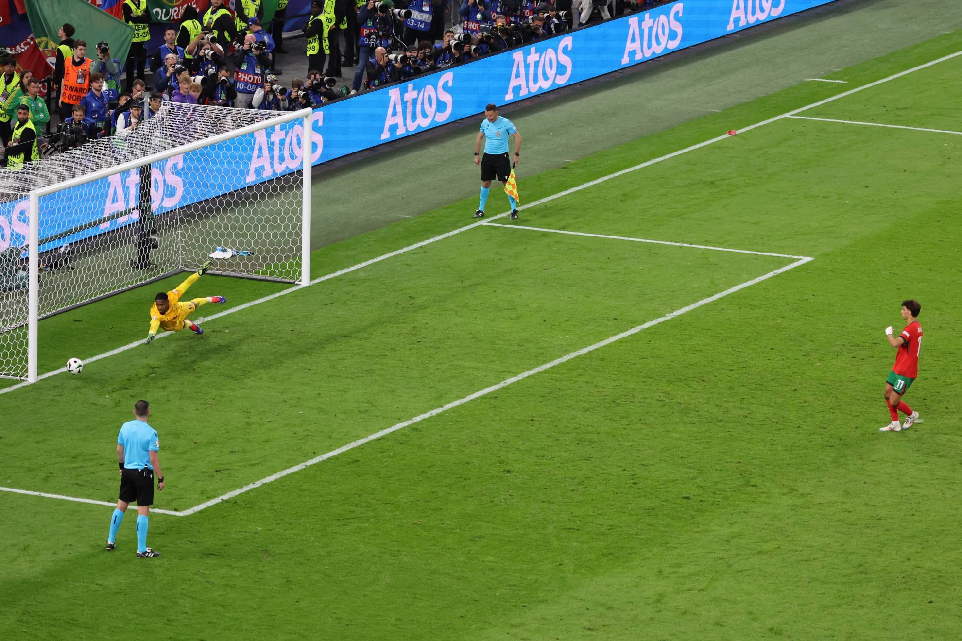 Penalties send France to the semifinals and Spain will be tested