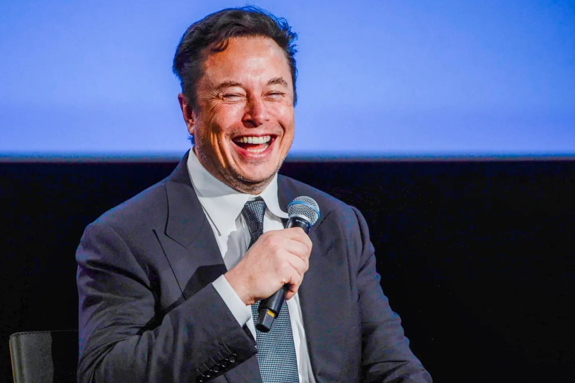 This is how Elon Musk is laughing at Microsofts global outage