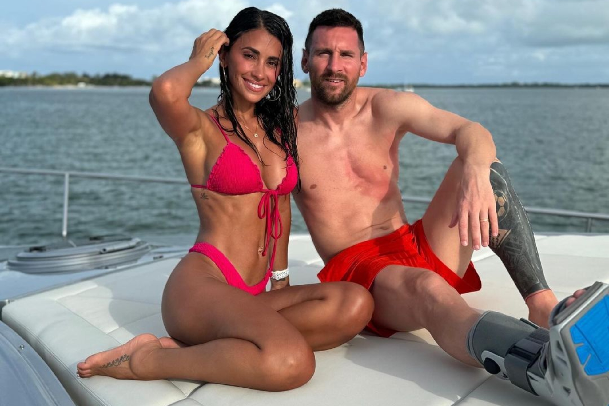 Lionel Messis wife Antonela Roccuzzo turns heads in Florida